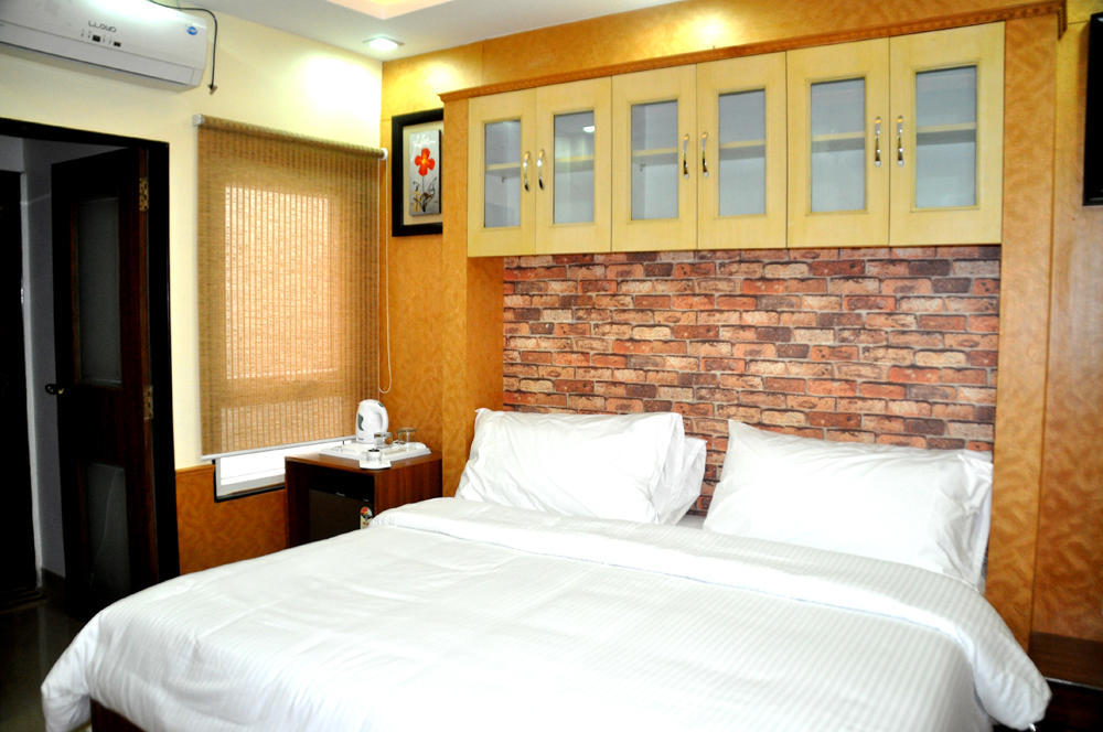 The Bhopal Grande Hotel Exterior foto