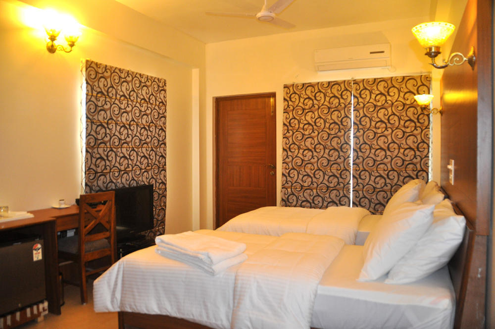 The Bhopal Grande Hotel Exterior foto