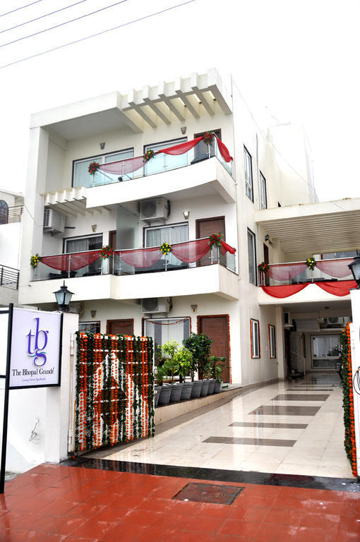 The Bhopal Grande Hotel Exterior foto