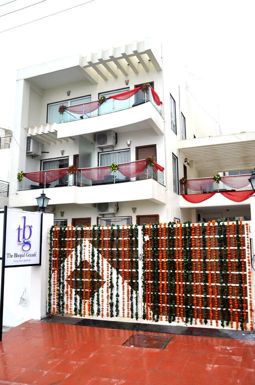 The Bhopal Grande Hotel Exterior foto